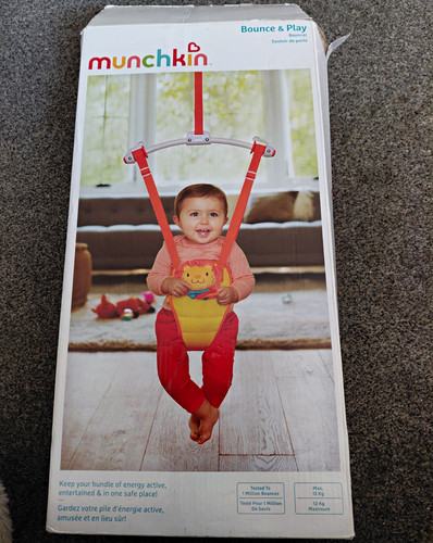Munchkin bounce play doorway - &,