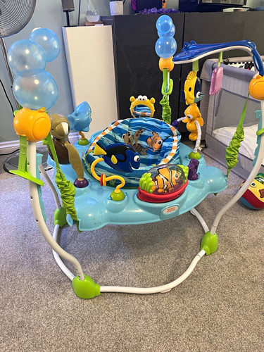 Bright starts sea - sea, baby